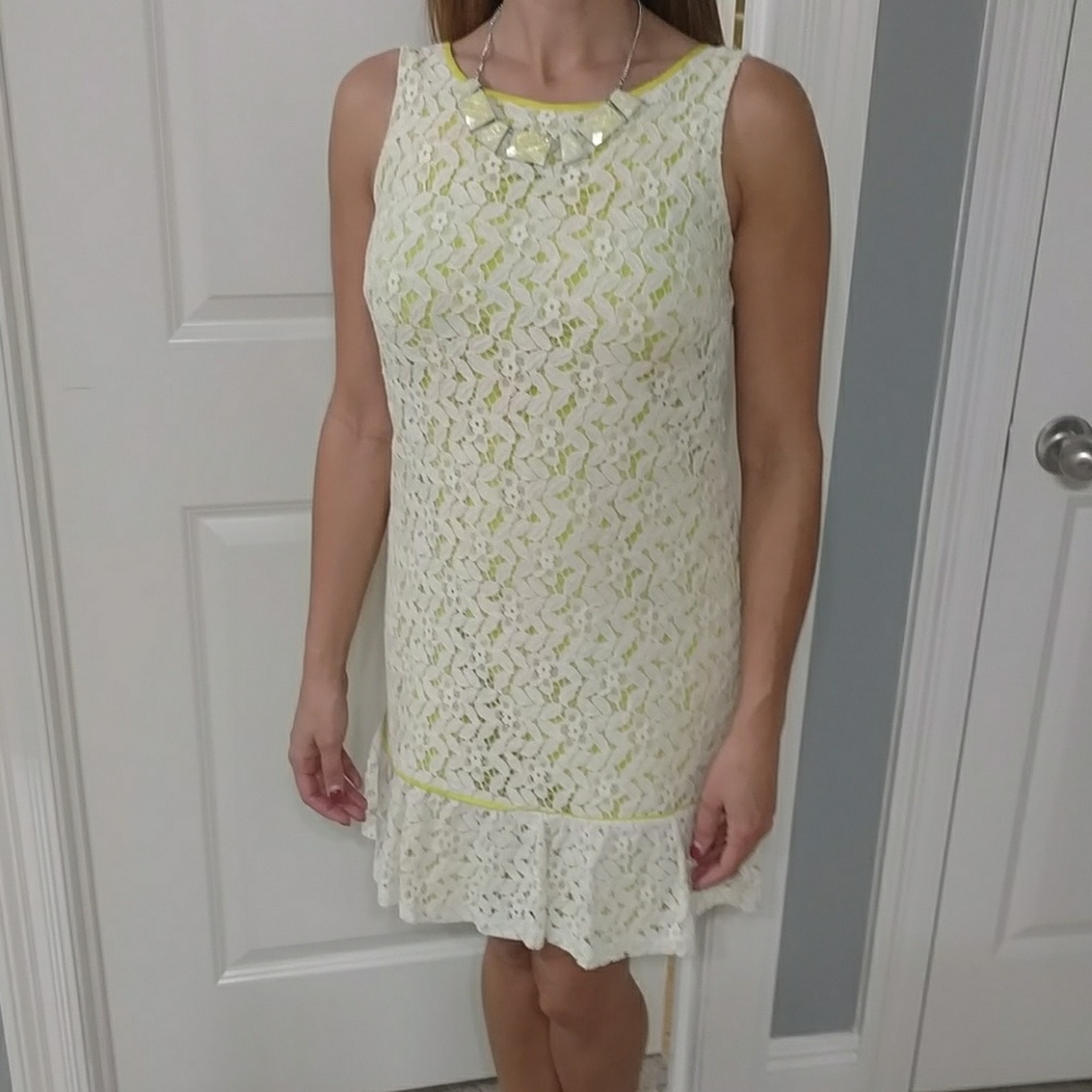 White lace with lime underlay